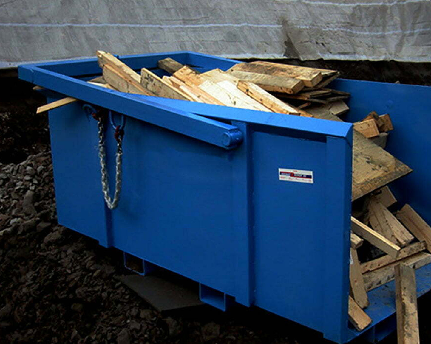Självtömmande container 2800